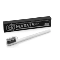 Зубна щітка Marvis Toothbrush Soft білого кольору з м'якою щетиною